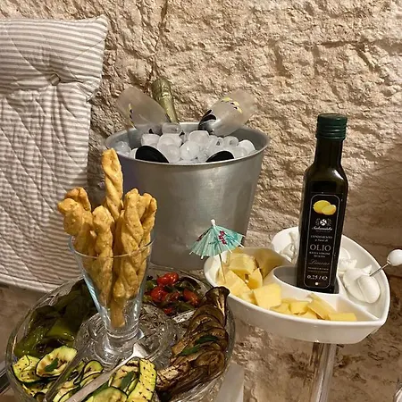 Trulli Occhi Di Pietra * אלברובלו